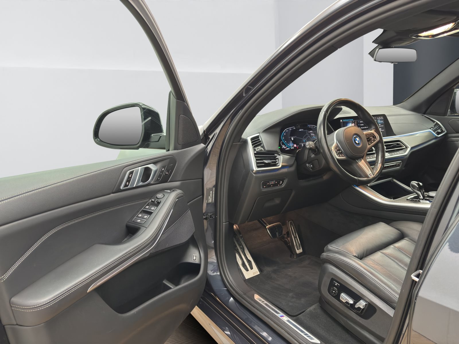 Fahrzeugabbildung BMW X5 xDrive45e [M Sport, Laser, DA Prof., AHK]