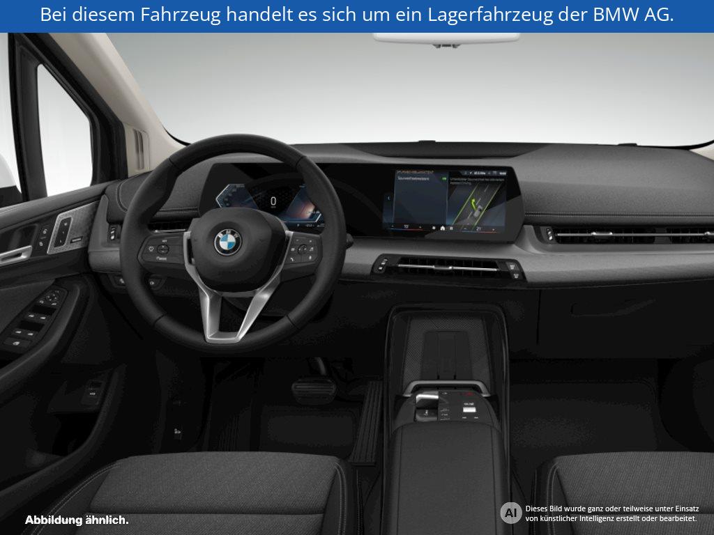 Fahrzeugabbildung BMW 220i Active Tourer