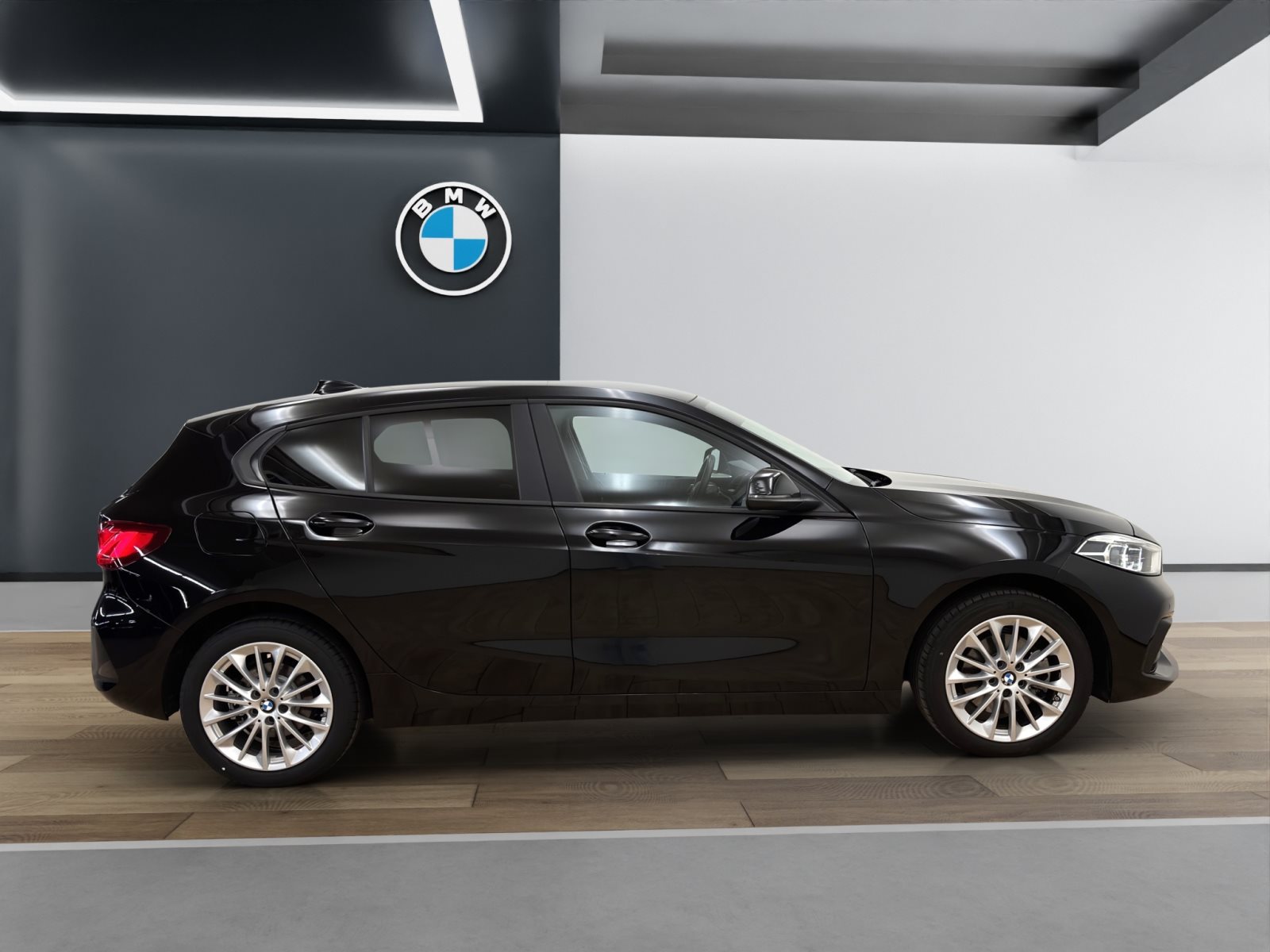 Fahrzeugabbildung BMW 118i 5-Türer [LC Prof., PDC, SHZ, LED, Temp]