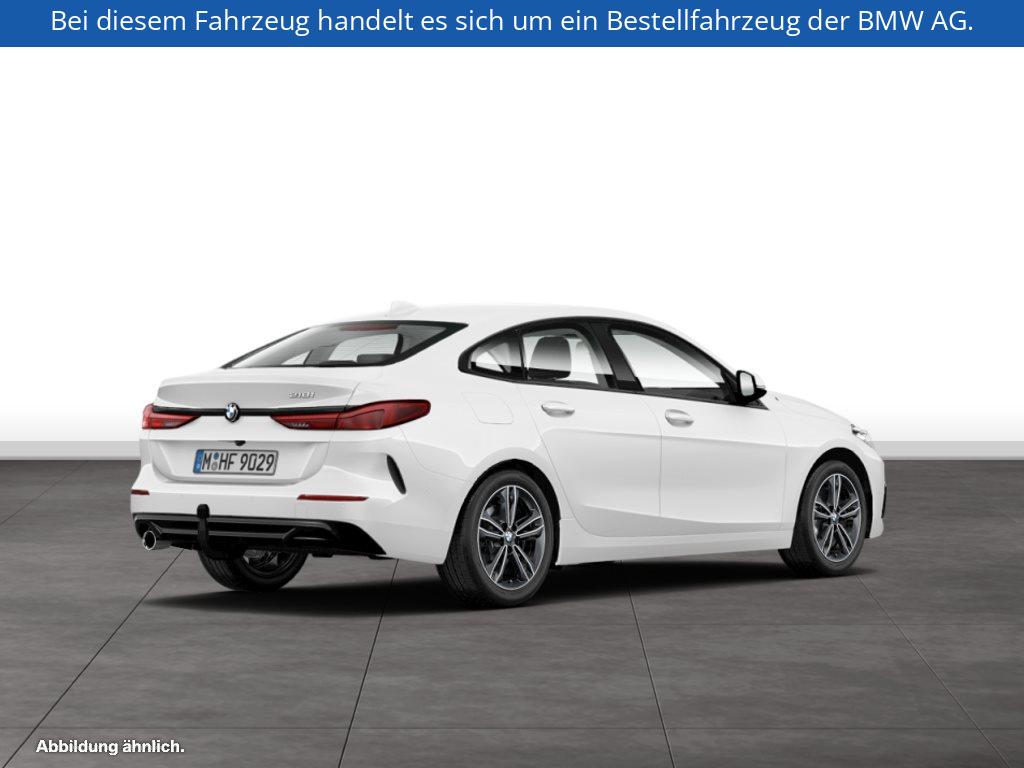 Fahrzeugabbildung BMW 218i Gran Coupé