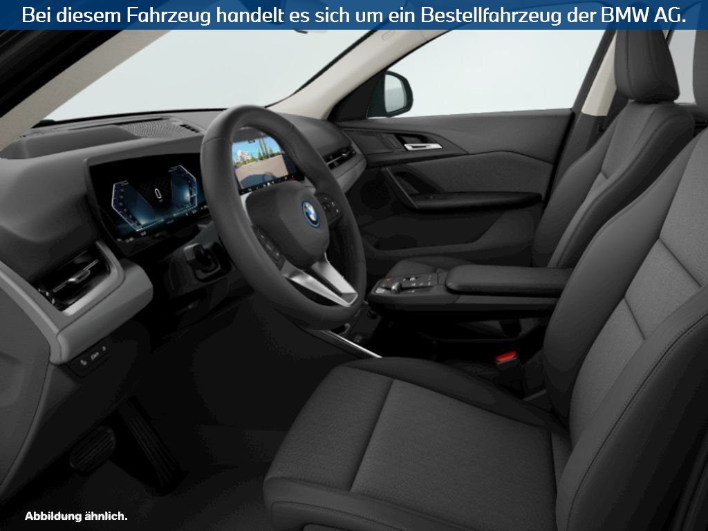 Fahrzeugabbildung BMW iX2 xDrive30