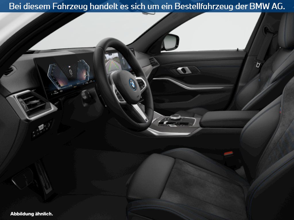 Fahrzeugabbildung BMW 330e Touring