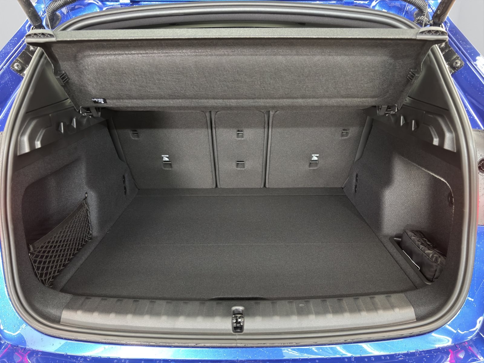 Fahrzeugabbildung BMW X1 sDrive20i [M Sport, AHK, ACC, RFK, 18 LMR]