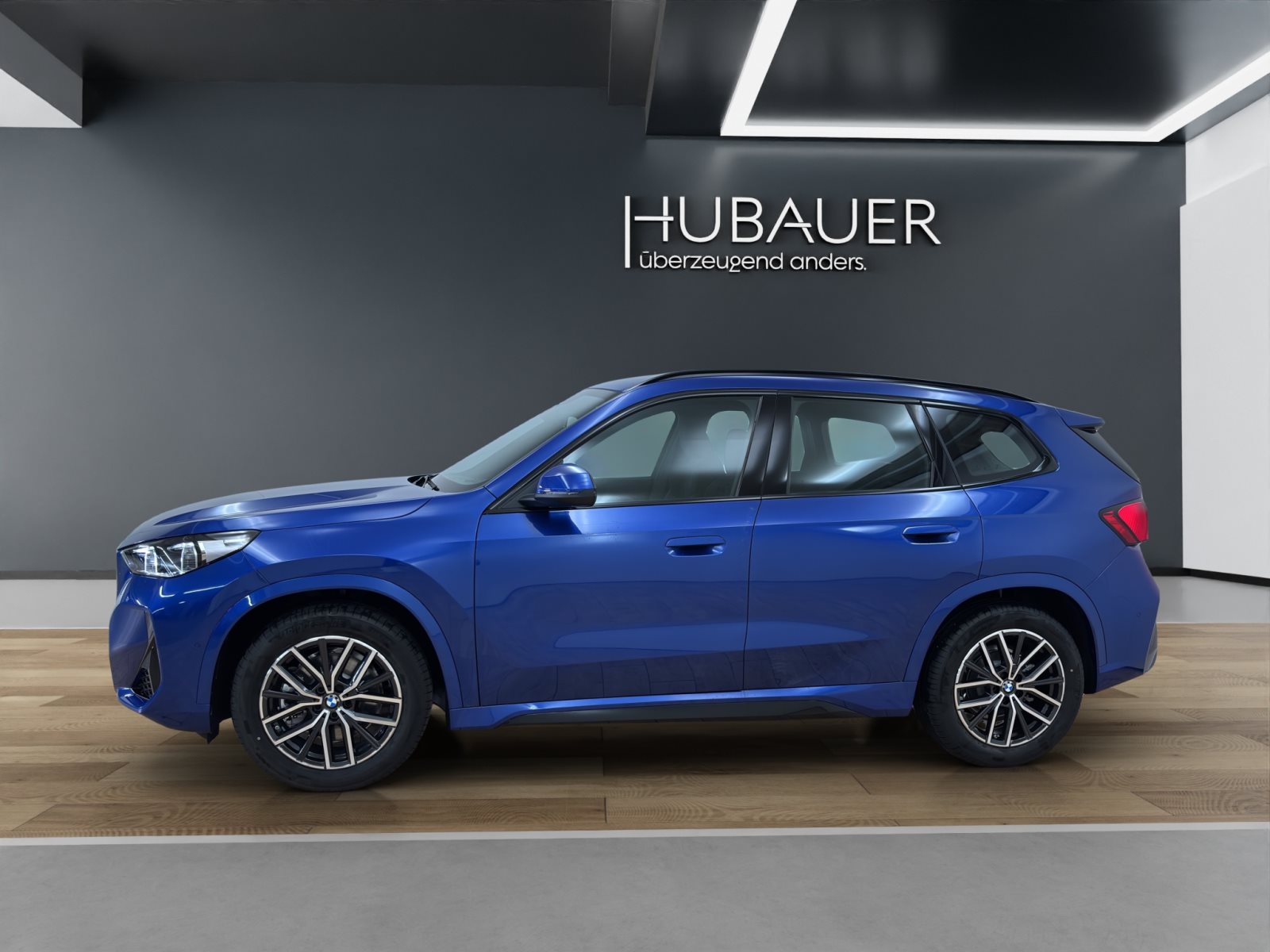 Fahrzeugabbildung BMW X1 sDrive20i [M Sport, AHK, ACC, RFK, 18 LMR]