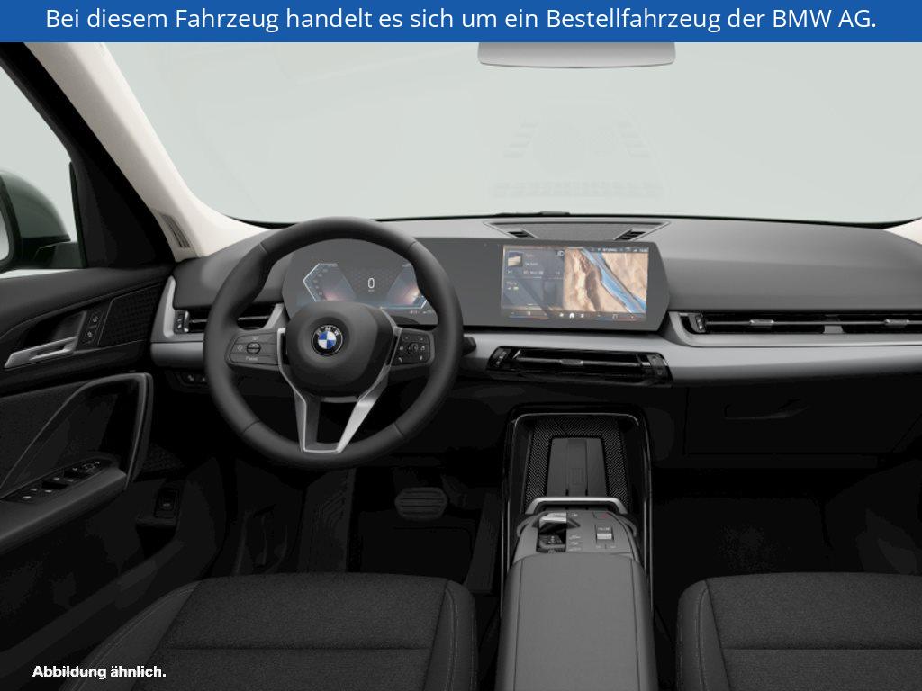 Fahrzeugabbildung BMW X1 sDrive20i