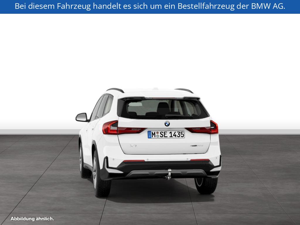 Fahrzeugabbildung BMW X1 sDrive20d