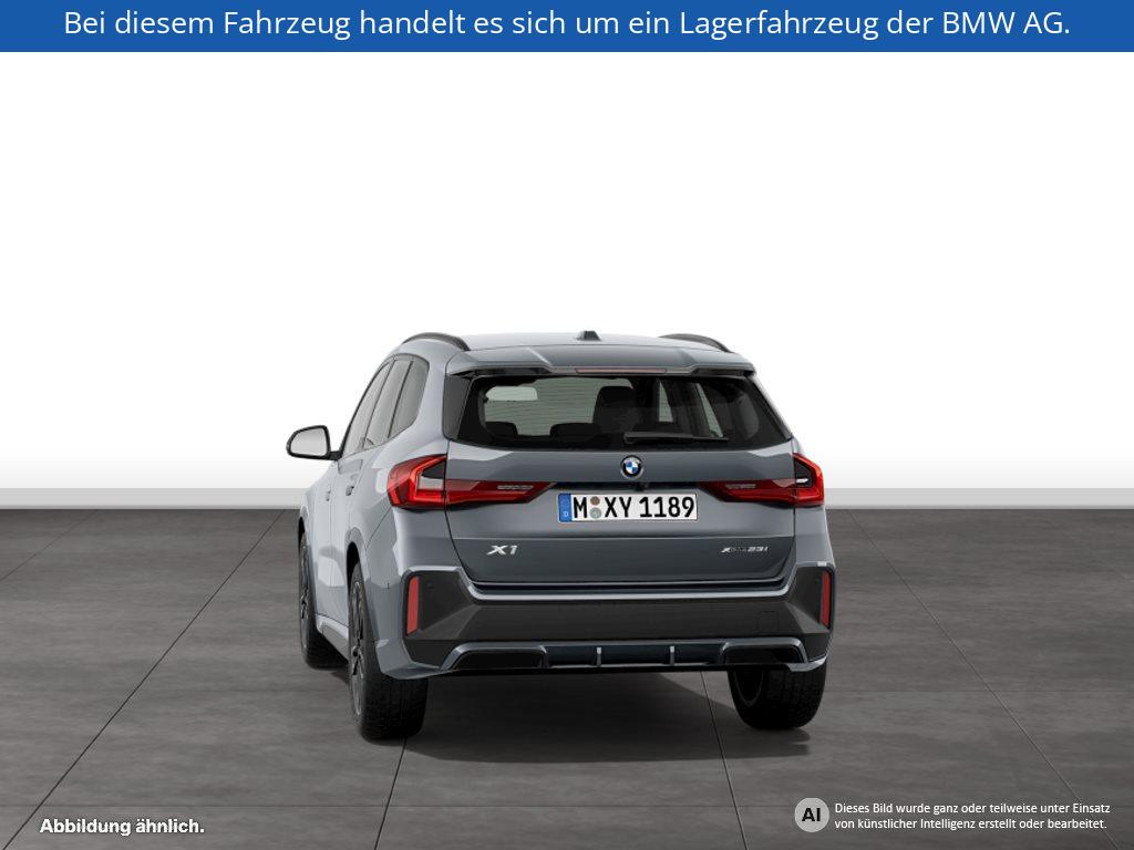 Fahrzeugabbildung BMW X1 xDrive23i