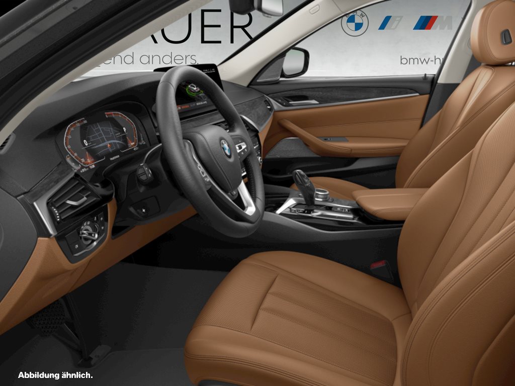 Fahrzeugabbildung BMW 520d xDrive Touring [Laser, DA Prof., AHK, Pano]