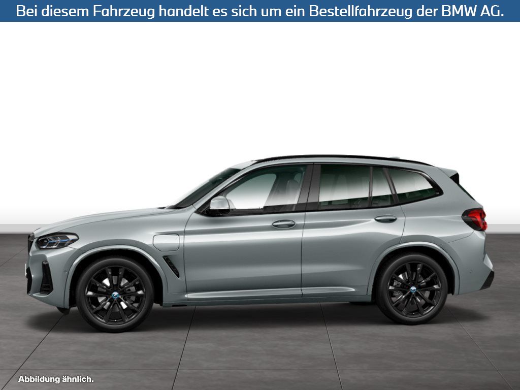 Fahrzeugabbildung BMW X3 xDrive30e