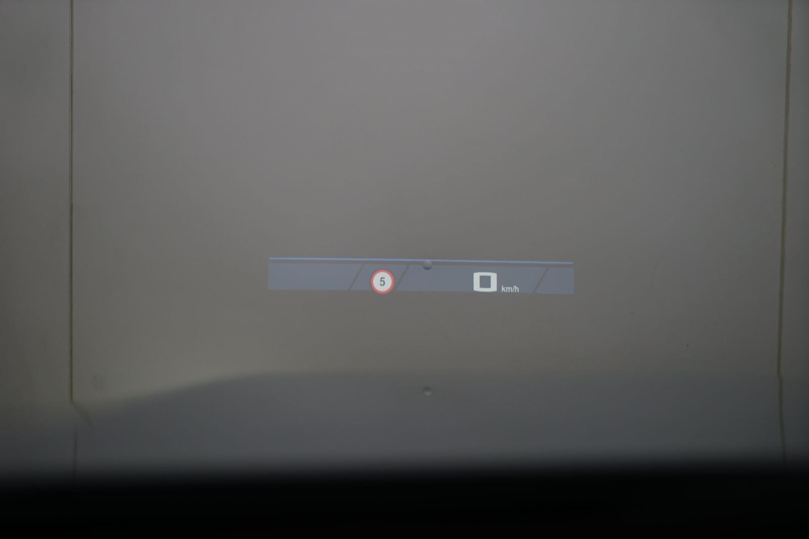 Fahrzeugabbildung BMW M5 Touring [HUD, AHK, ACC, B&W Sound, RFK] DAB