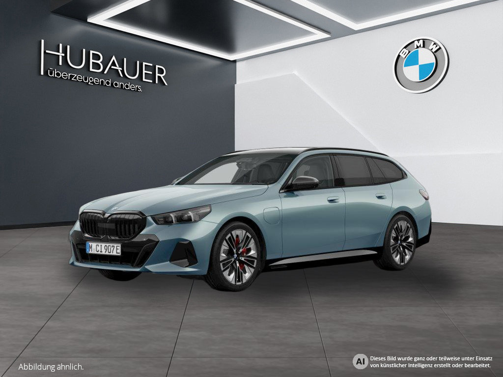 Fahrzeugabbildung BMW 550e xDrive Touring