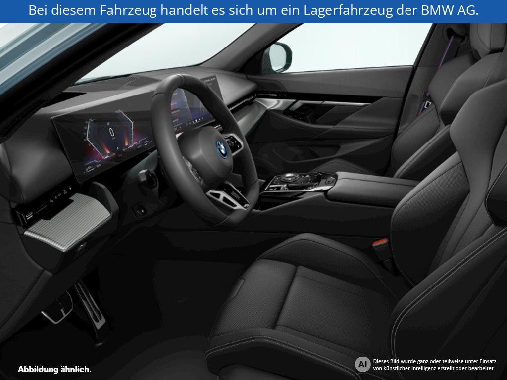 Fahrzeugabbildung BMW 550e xDrive Touring