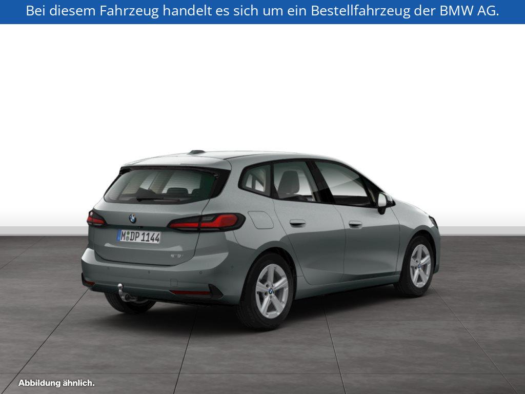 Fahrzeugabbildung BMW 216i Active Tourer