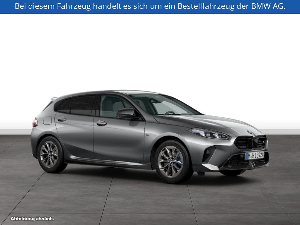 Fahrzeugabbildung BMW M135 xDrive
