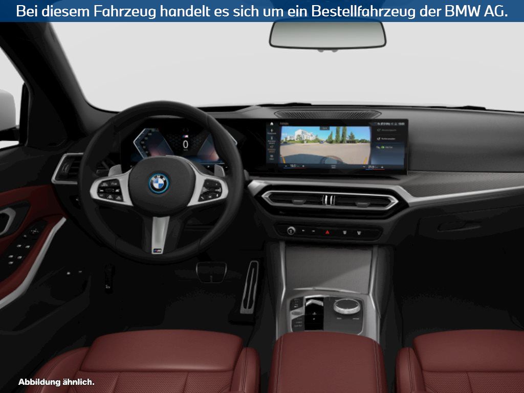 Fahrzeugabbildung BMW 330e Touring