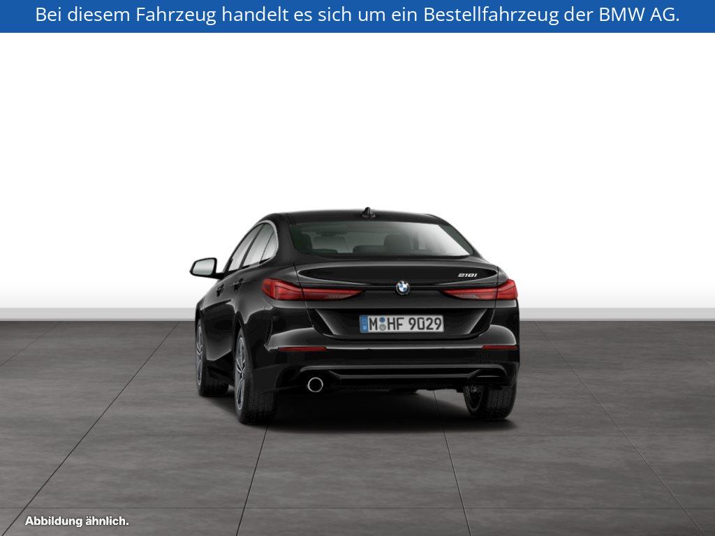 Fahrzeugabbildung BMW 218i Gran Coupé