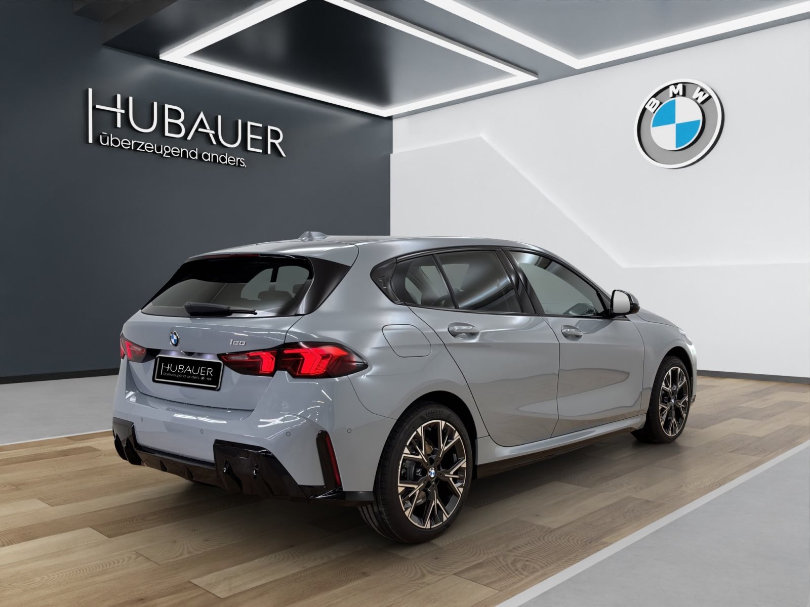 Fahrzeugabbildung BMW 120 [M Sport, Navi, 18 LMR, RFK, SHZ, LED]