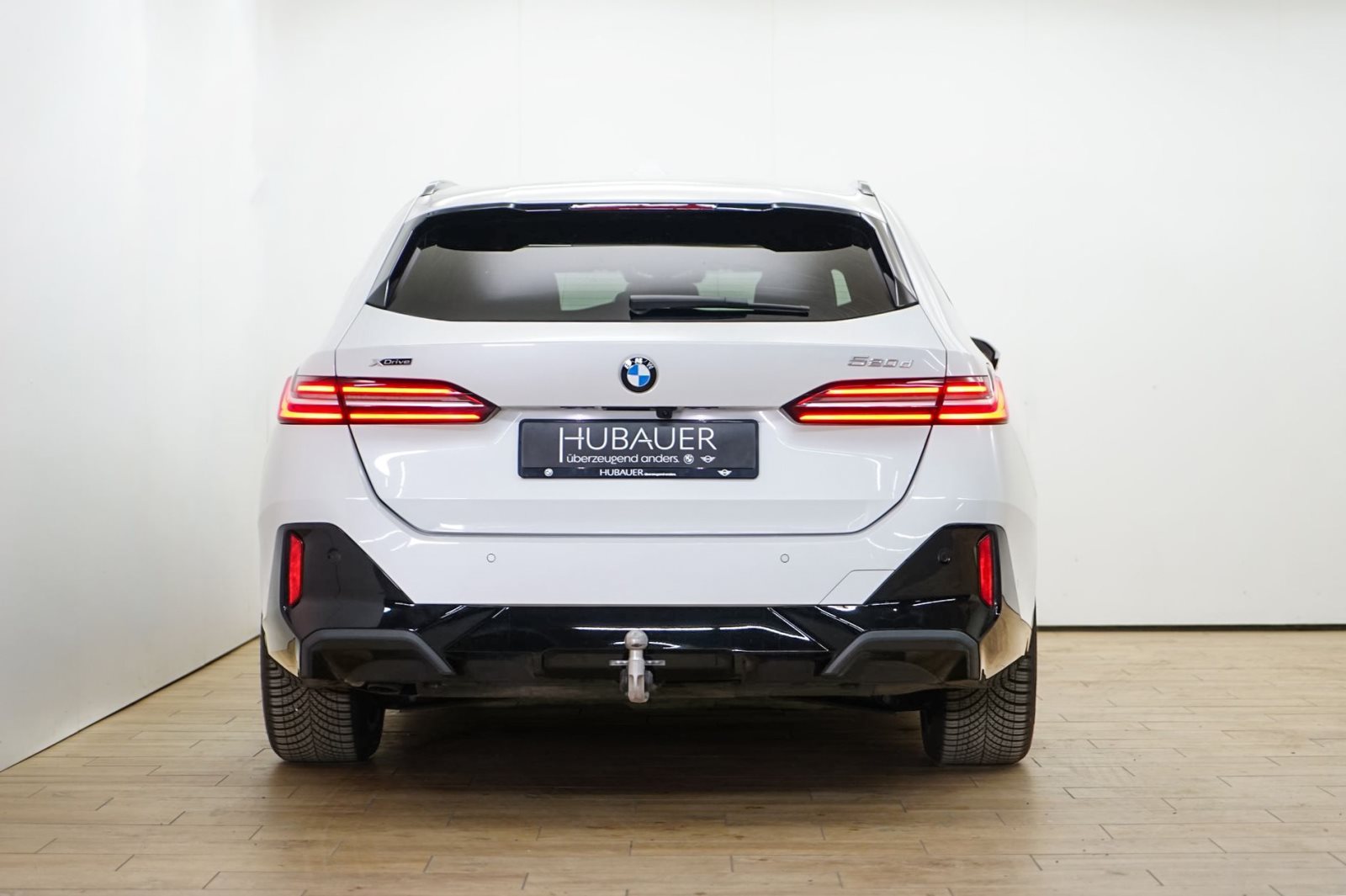 Fahrzeugabbildung BMW 520d xDrive Touring [M Sport, Standhz., AHK]