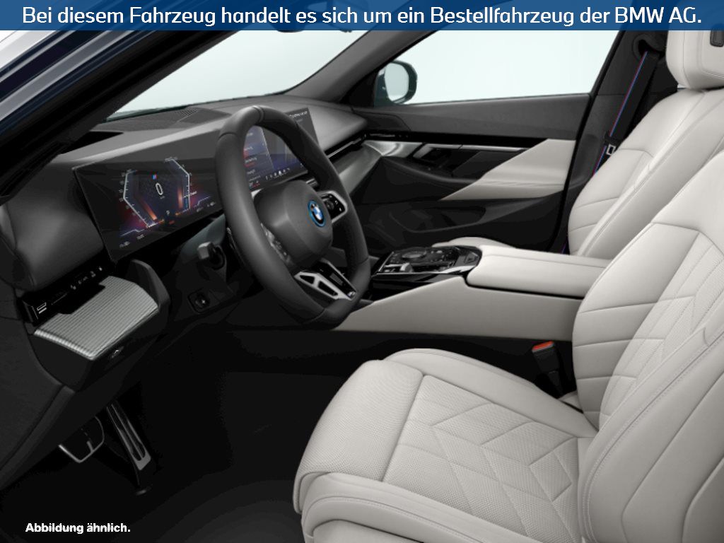 Fahrzeugabbildung BMW i5 eDrive40 Touring