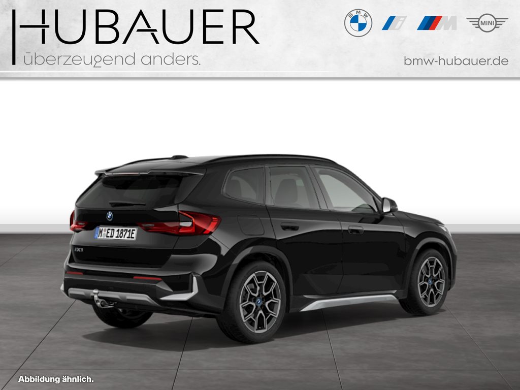 Fahrzeugabbildung BMW iX1 xDrive30 [xLine, RFK, SHZ, Anhängerkupplung]