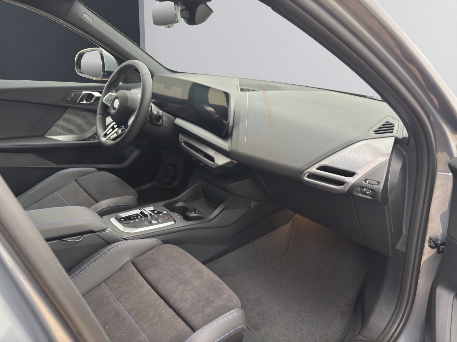 Fahrzeugabbildung BMW 120 [M Sport, Navi, 19 LMR, RFK, SHZ, LED] DAB
