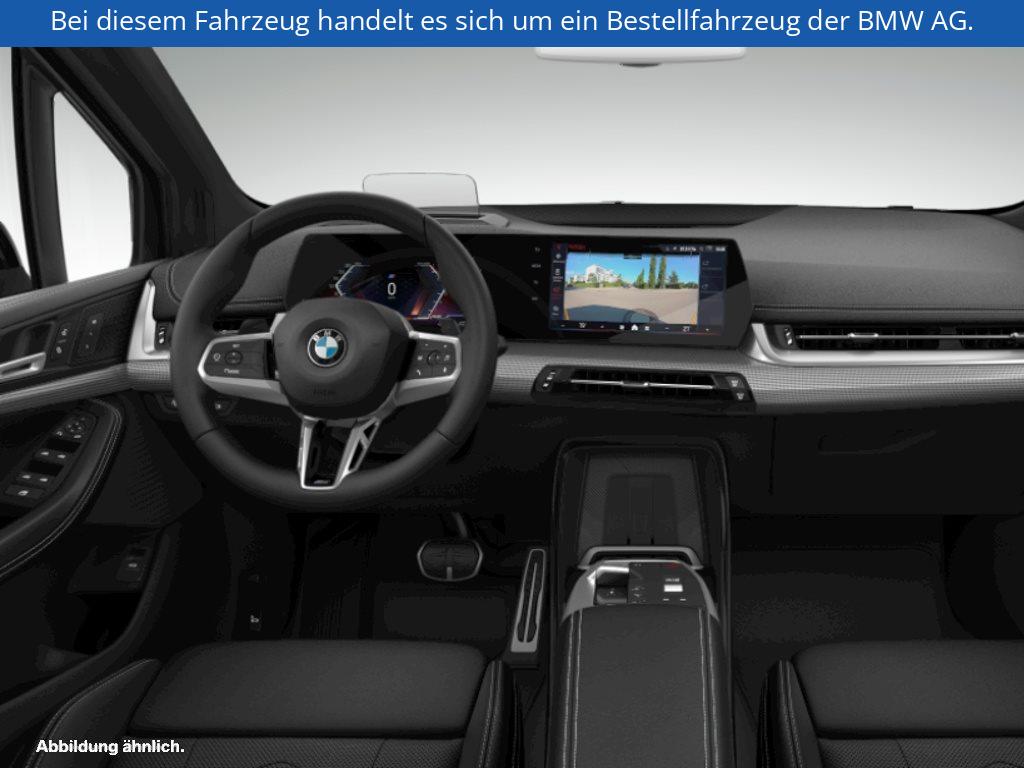 Fahrzeugabbildung BMW 216i Active Tourer