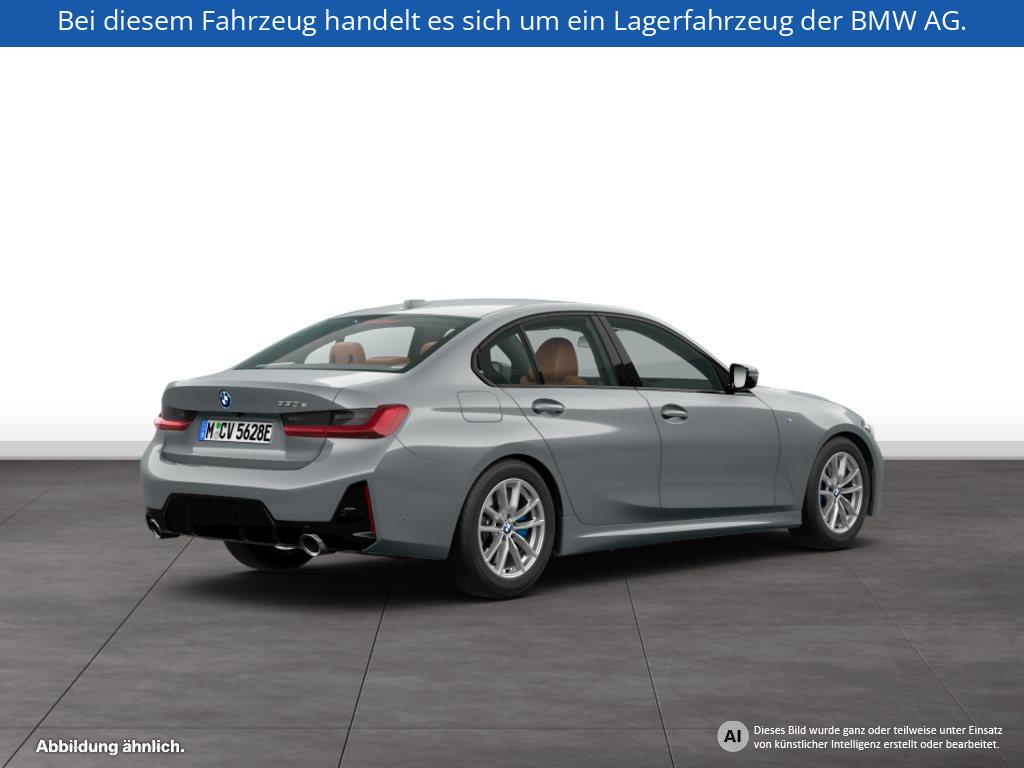 Fahrzeugabbildung BMW 330e Limousine