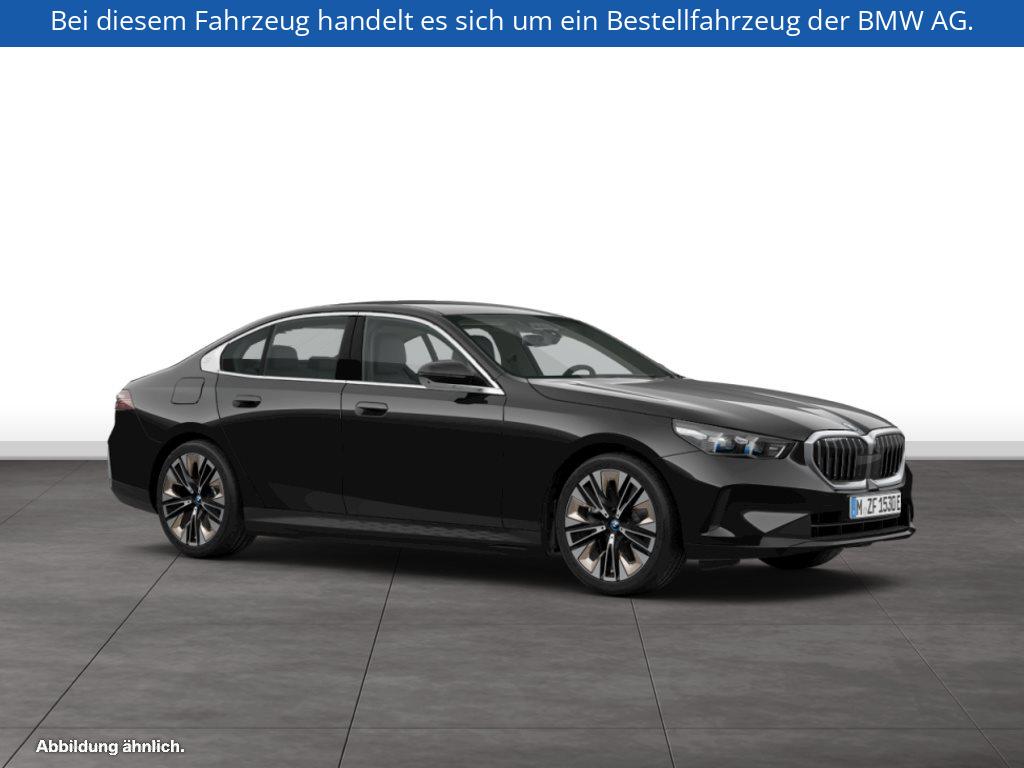 Fahrzeugabbildung BMW 550e xDrive Limousine