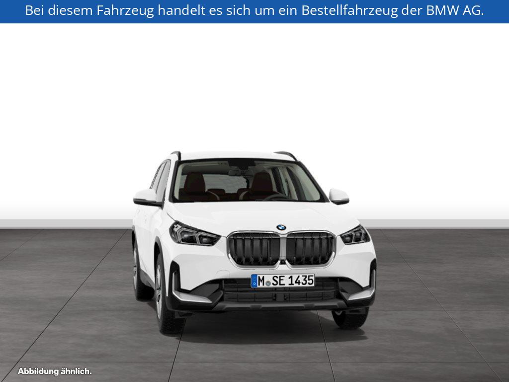 Fahrzeugabbildung BMW X1 sDrive20i