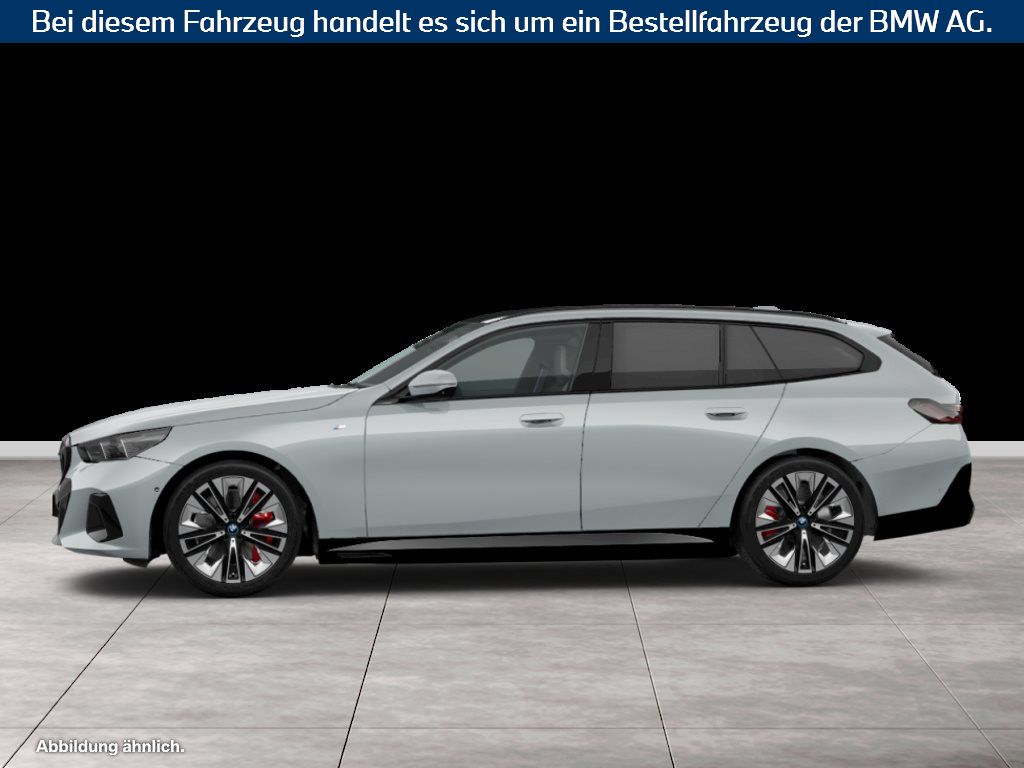 Fahrzeugabbildung BMW i5 eDrive40 Touring