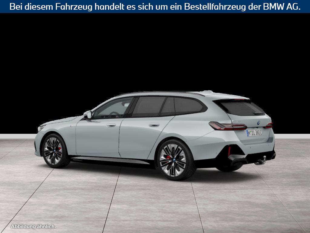 Fahrzeugabbildung BMW i5 eDrive40 Touring