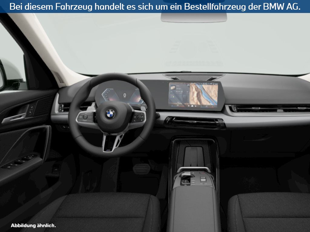 Fahrzeugabbildung BMW X1 sDrive18i SAV