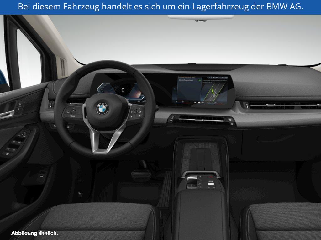 Fahrzeugabbildung BMW 220i Active Tourer