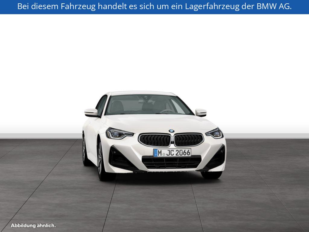 Fahrzeugabbildung BMW 218i Coupé