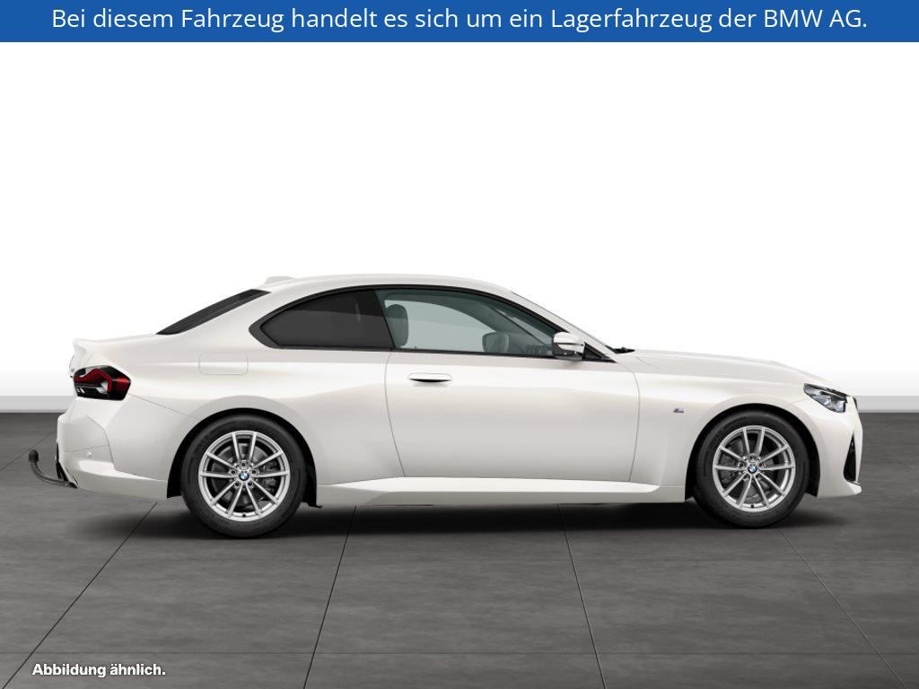 Fahrzeugabbildung BMW 218i Coupé