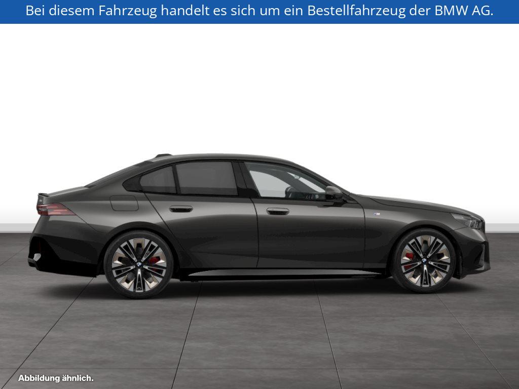 Fahrzeugabbildung BMW 520i Limousine