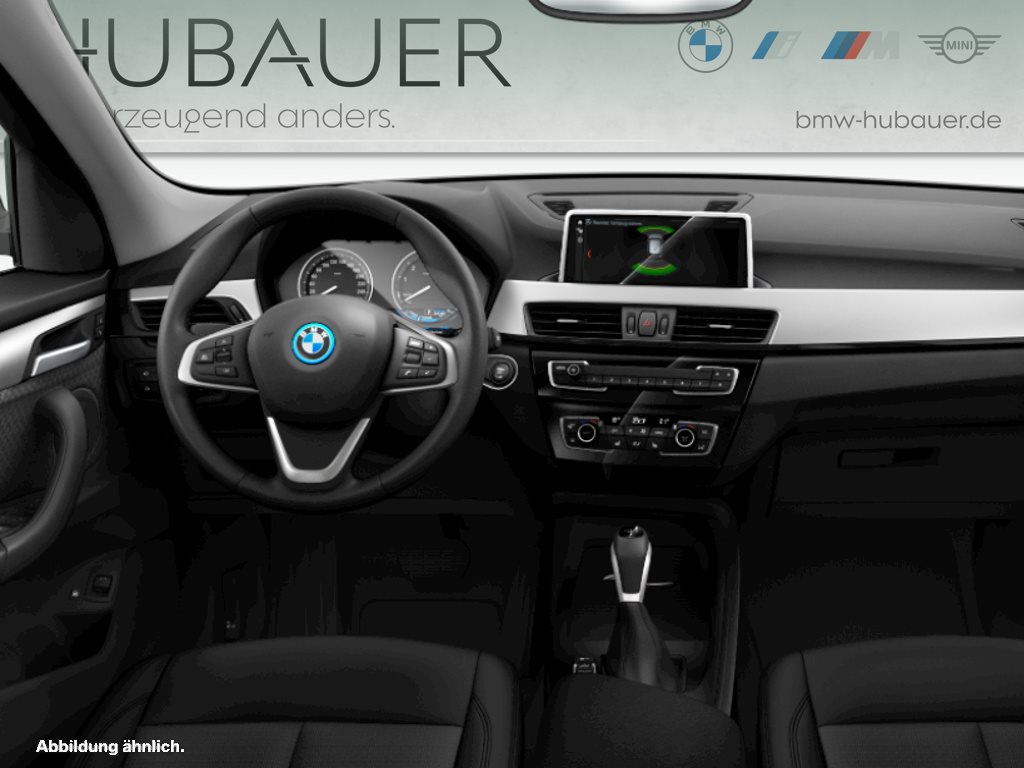 Fahrzeugabbildung BMW X1 xDrive25e [Advantage, Navi, PDC, SHZ, DAB+]