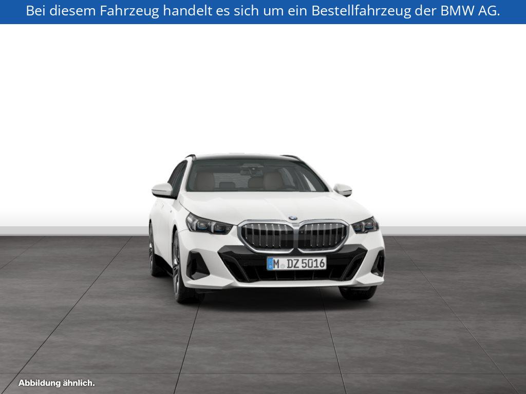 Fahrzeugabbildung BMW 540d xDrive Touring
