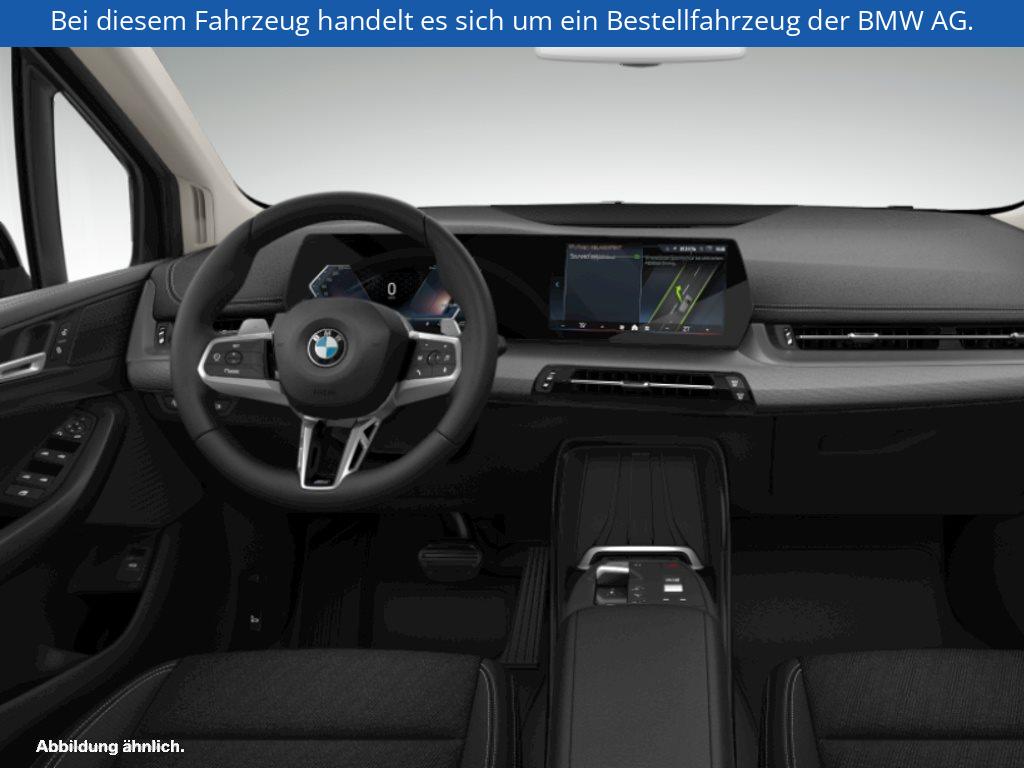 Fahrzeugabbildung BMW 218i Active Tourer