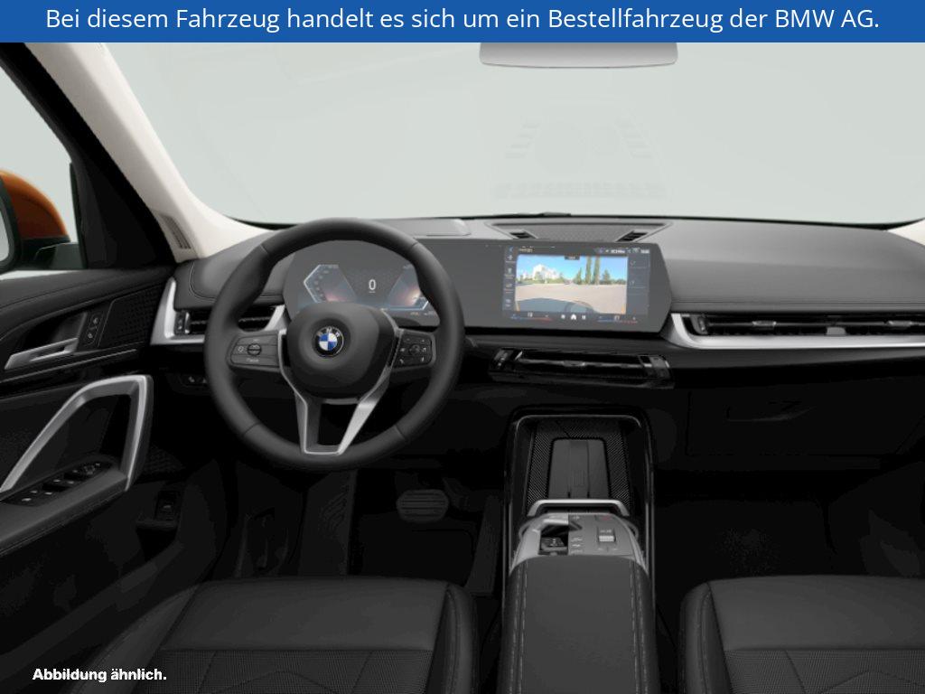 Fahrzeugabbildung BMW X1 sDrive20i