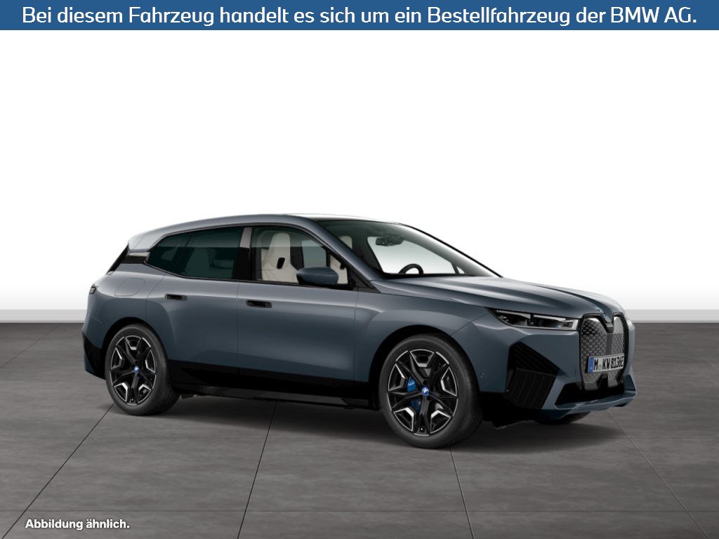 Fahrzeugabbildung BMW iX xDrive40