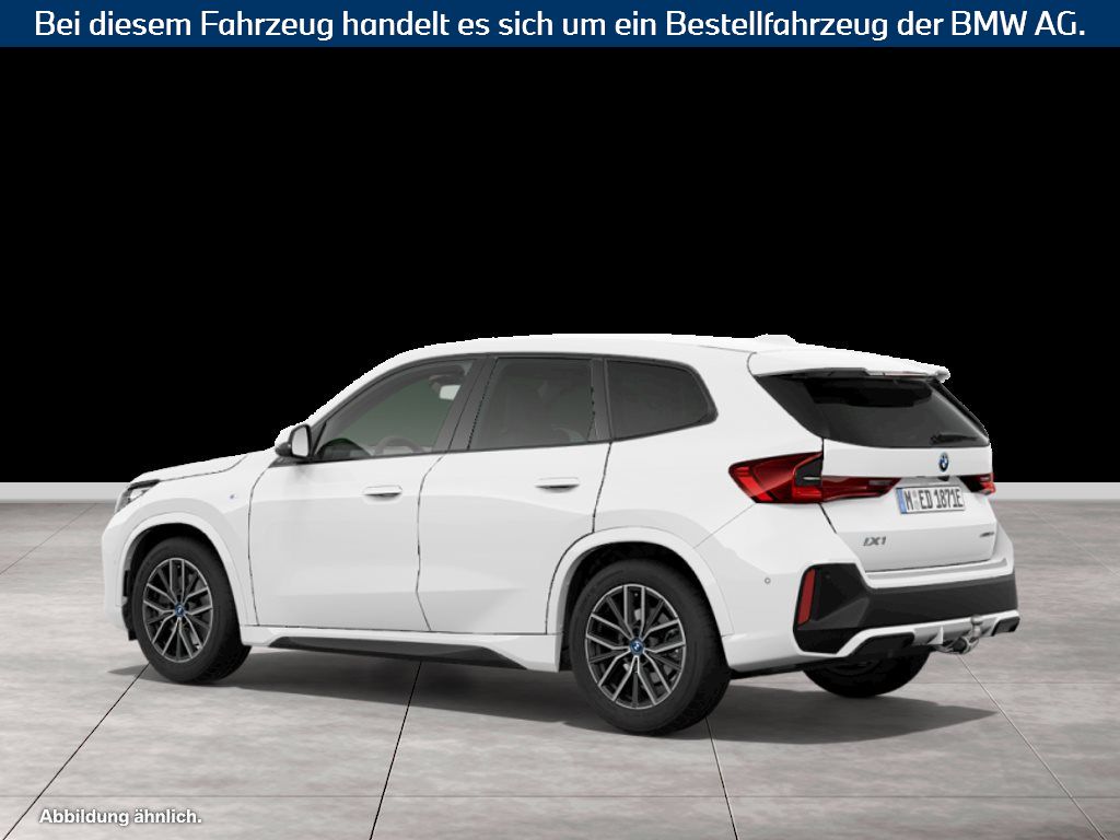 Fahrzeugabbildung BMW iX1 xDrive30