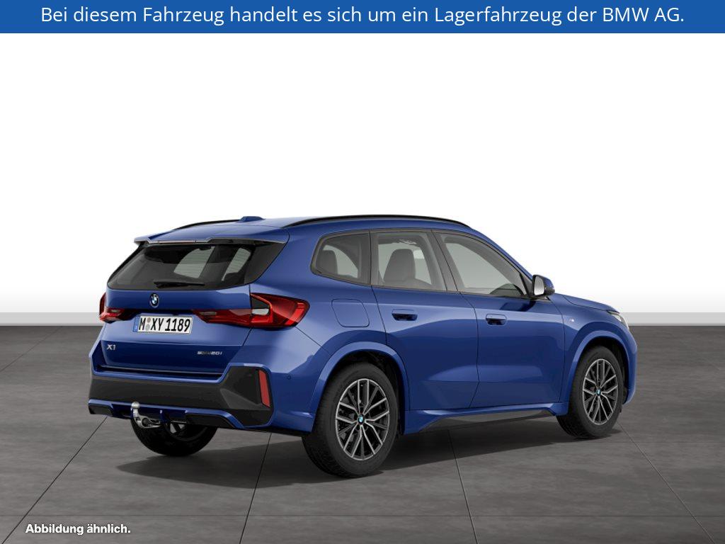Fahrzeugabbildung BMW X1 sDrive20i