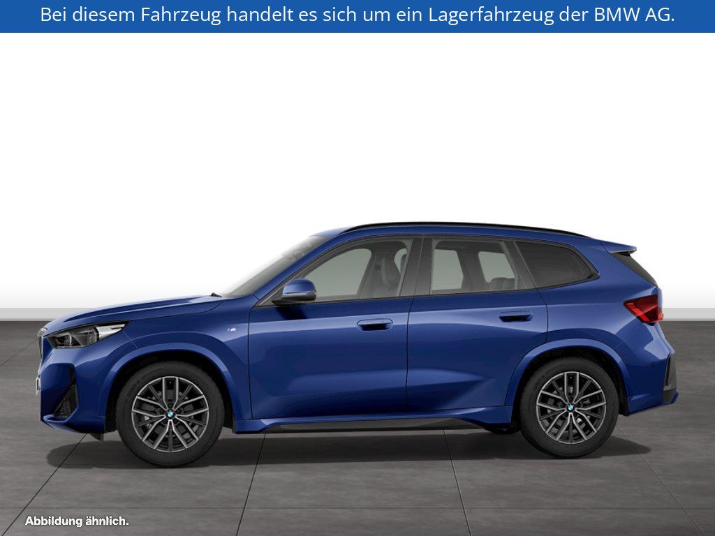 Fahrzeugabbildung BMW X1 sDrive20i