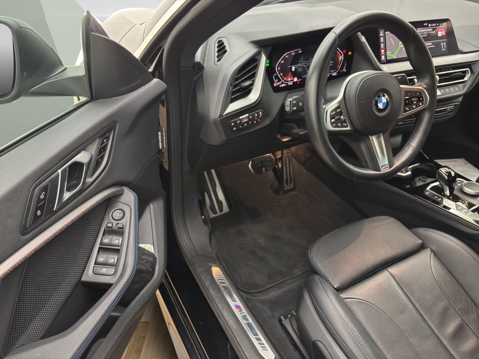 Fahrzeugabbildung BMW 218d Gran Coupé [M Sport, ACC, RFK, LED, SHZ]