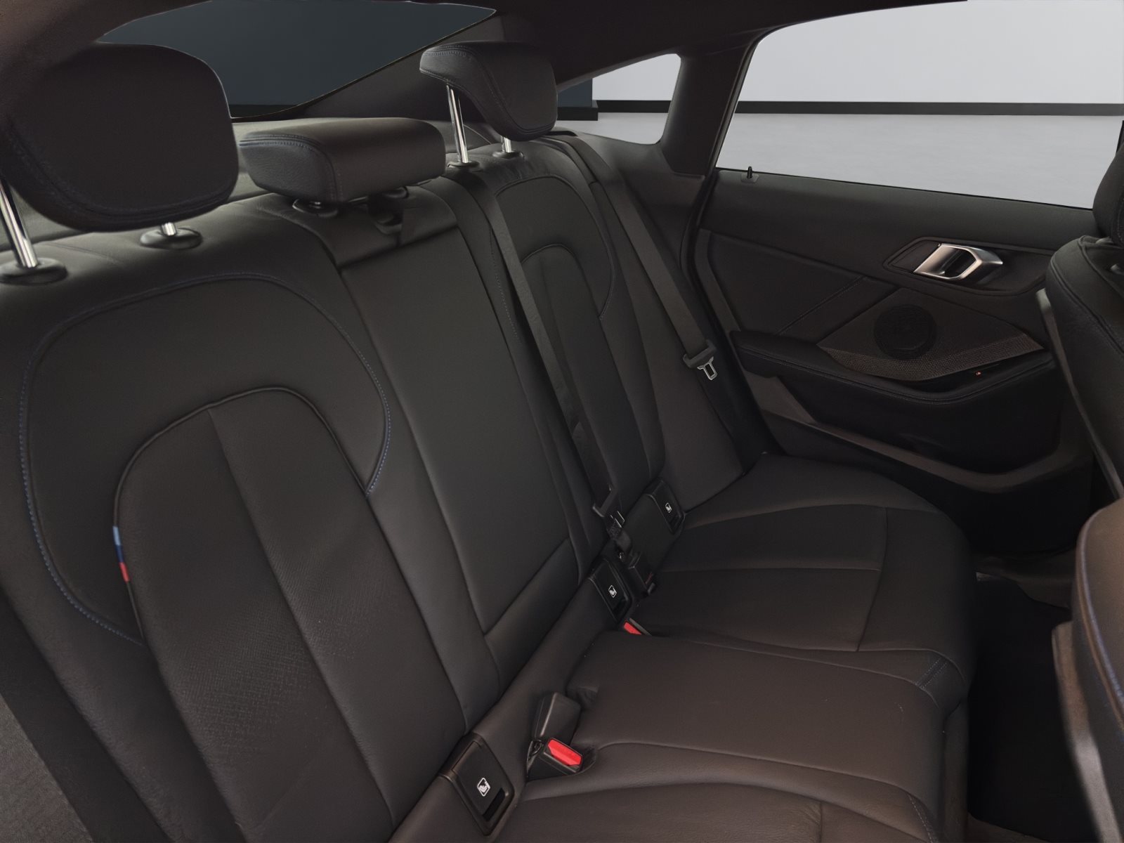 Fahrzeugabbildung BMW 218d Gran Coupé [M Sport, ACC, RFK, LED, SHZ]