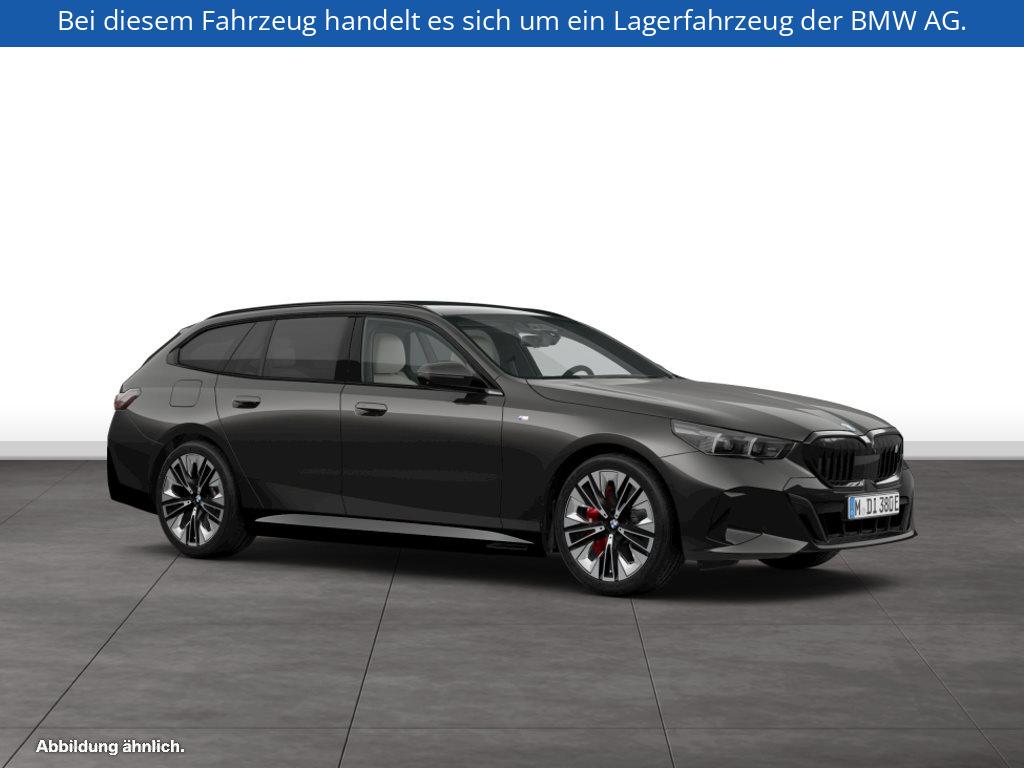 Fahrzeugabbildung BMW i5 xDrive40 Touring