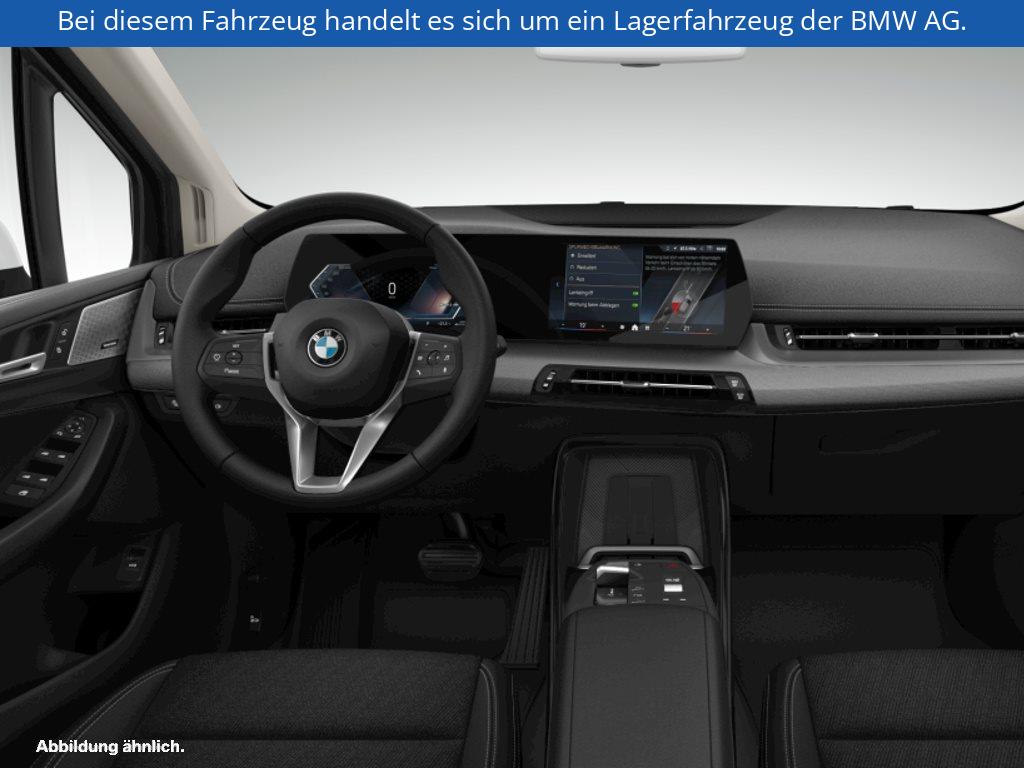 Fahrzeugabbildung BMW 220i Active Tourer