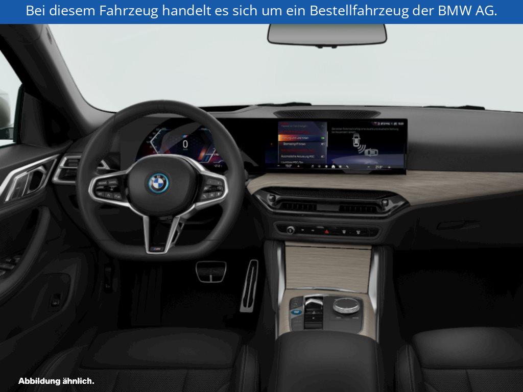 Fahrzeugabbildung BMW i4 eDrive40 Gran Coupé