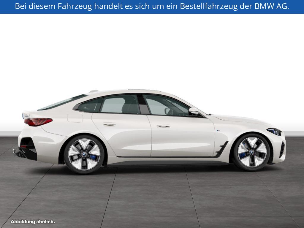 Fahrzeugabbildung BMW i4 eDrive40 Gran Coupé